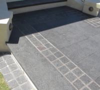 Charcoal Black Driveway with Cobbles